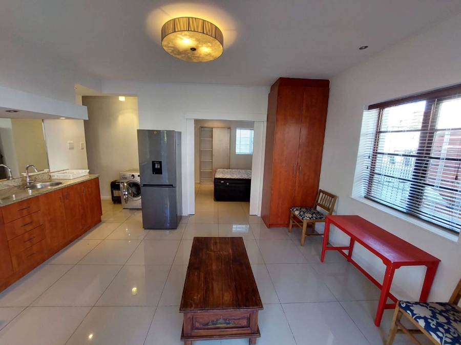 To Let 1 Bedroom Property for Rent in Oranjezicht Western Cape
